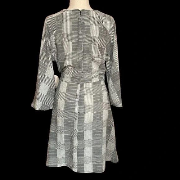 NWT Gypsies & Moondust Houndstooth Attached Wrap Skirt with Tie Dress Size L - Picture 8 of 16